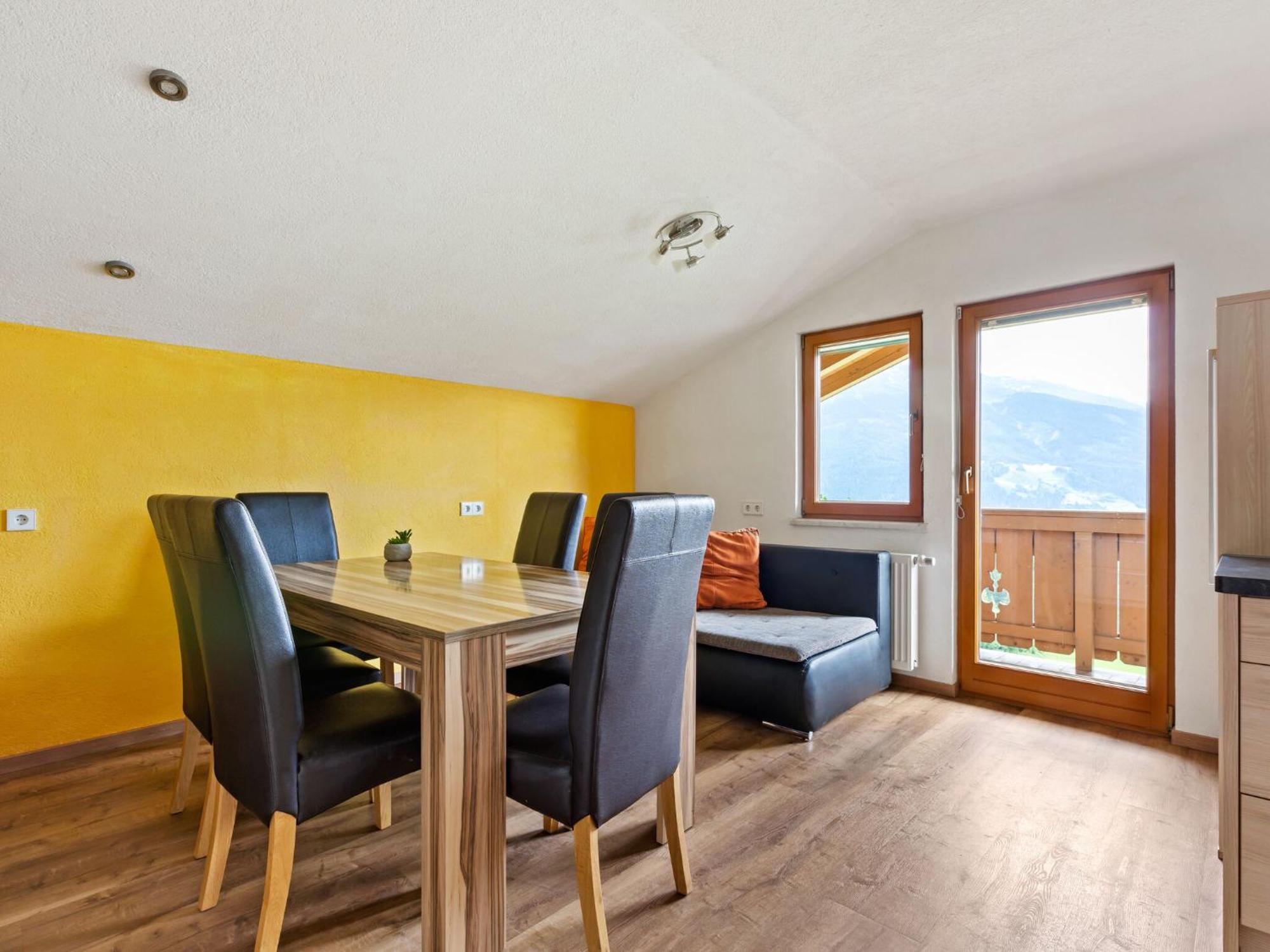 Sunlit Apartment Near Ski Area In Hollersbach Im Pinzgau Eksteriør bilde