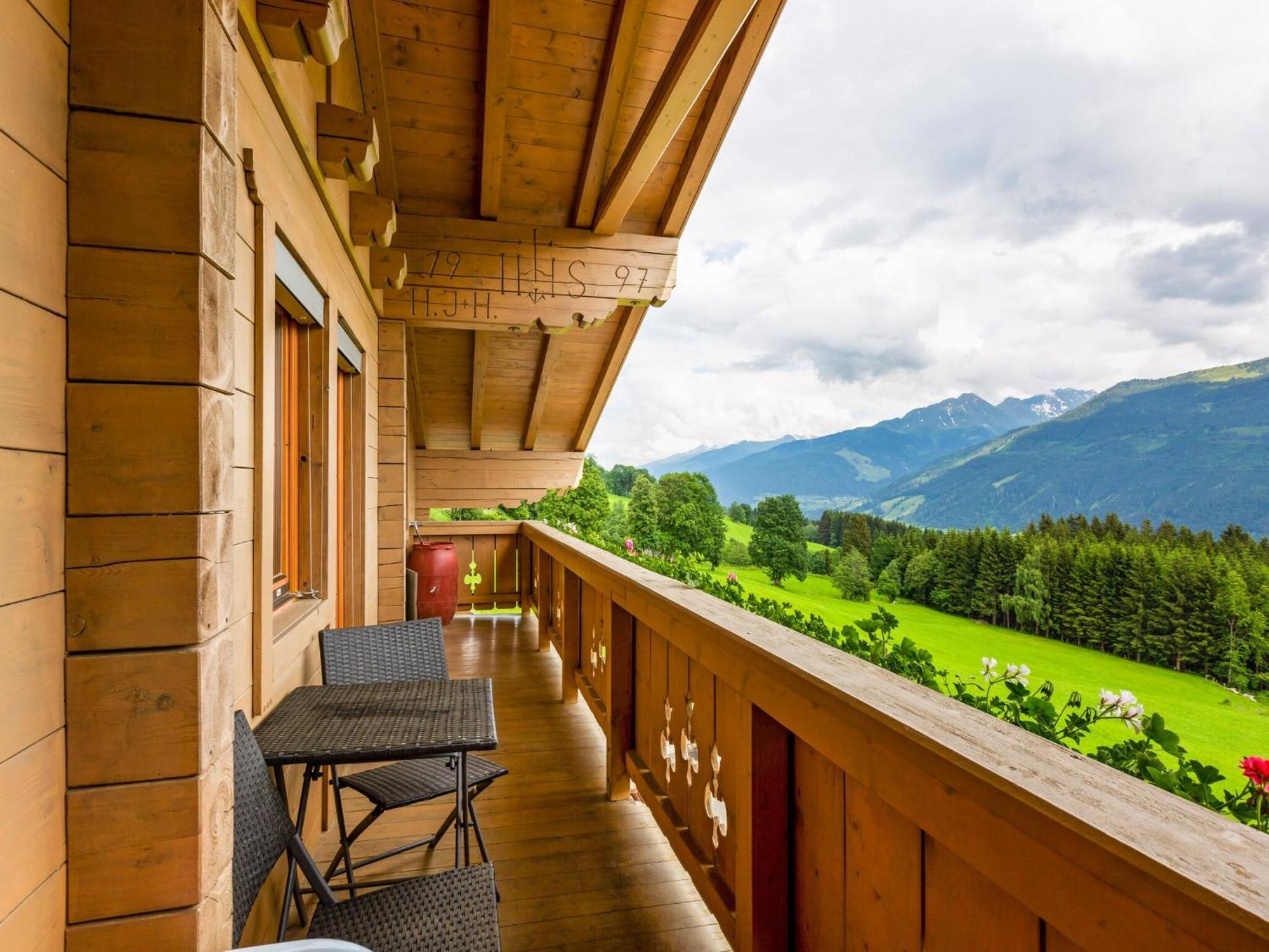 Sunlit Apartment Near Ski Area In Hollersbach Im Pinzgau Eksteriør bilde